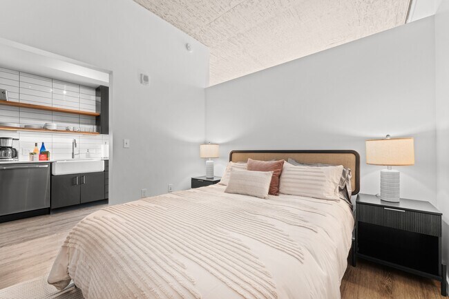 Foto del edificio - 135 NW 9th Ave