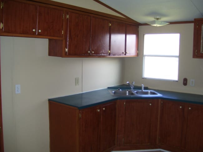 Building Photo - 492 Arnold Rd