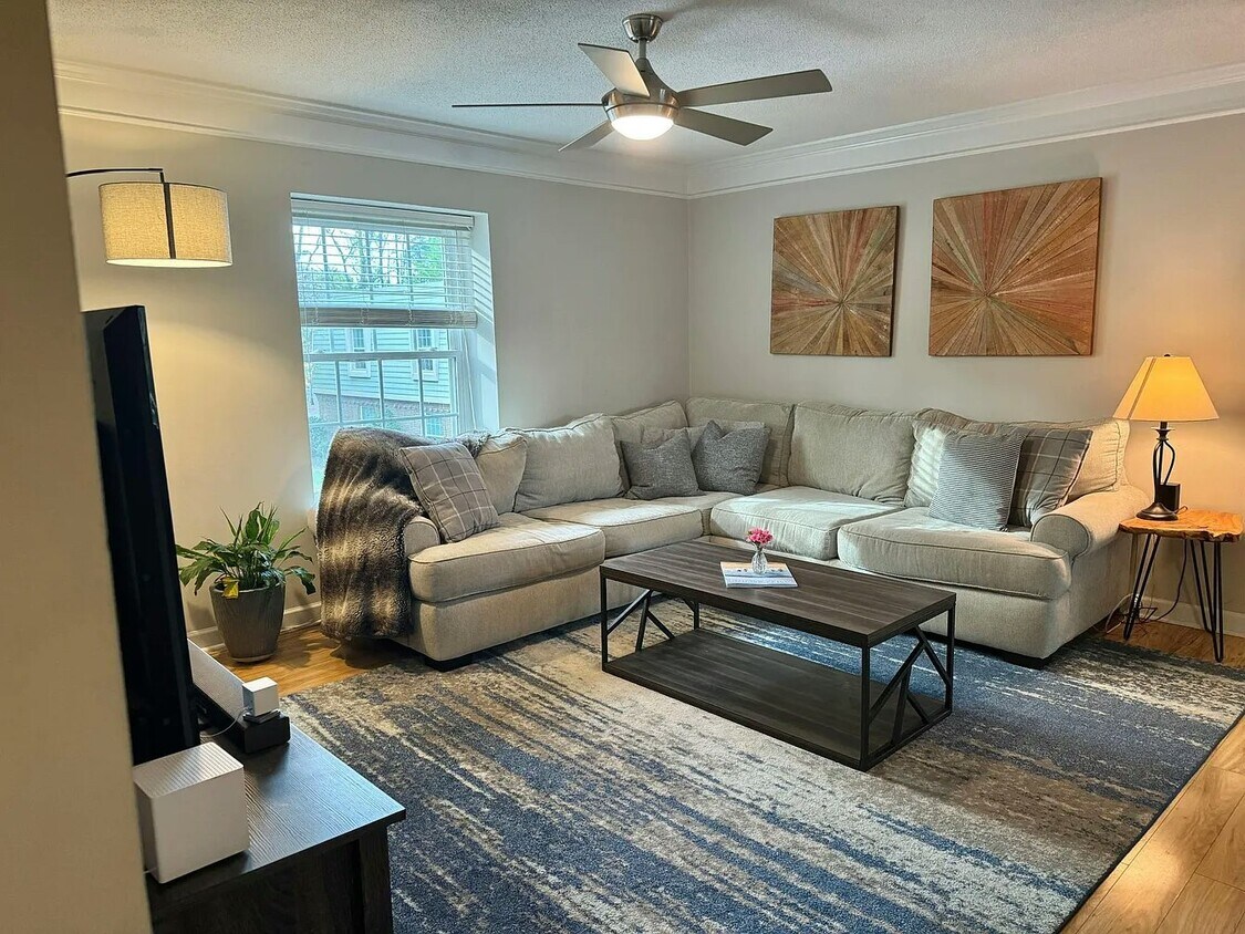 Foto principal - 2630 Park Rd