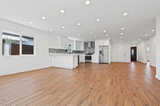 Building Photo - Newly Constructed Home in Mission Hills.