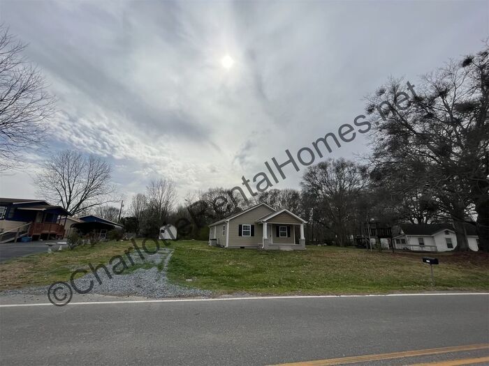 Updated one story home less than 10 minute... House for Rent in