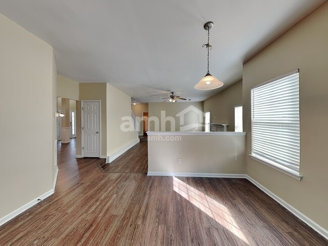 Foto del edificio - 3511 Umatilla Ln SW