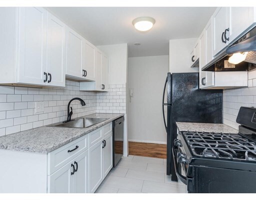 Building Photo - 23 Regency Park Dr