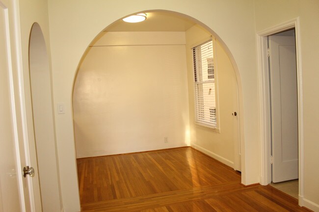 Building Photo - 1735 Van Ness Ave