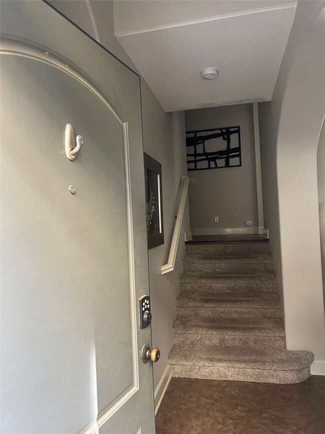 Building Photo - 4457 Owens St