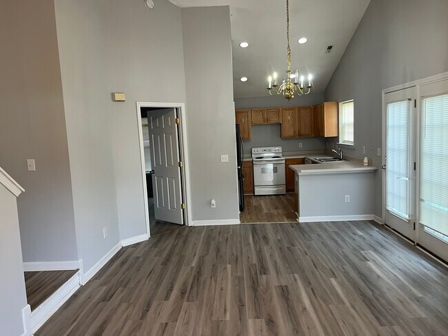 Foto del edificio - 5513 Stewartby Dr