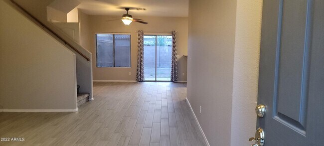 Foto del edificio - 2661 E Waterview Ct