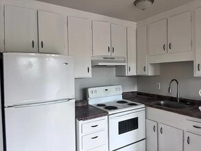 Building Photo - 1373 Calabazas Blvd