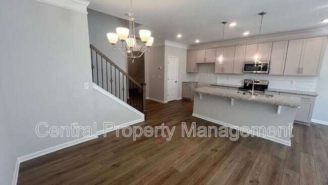 Building Photo - 505 Pennystone Ln