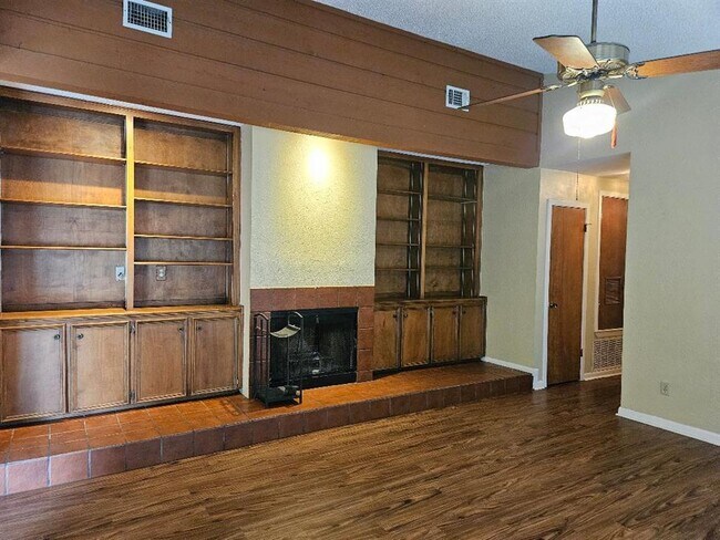 Foto del edificio - 16 N Ave A