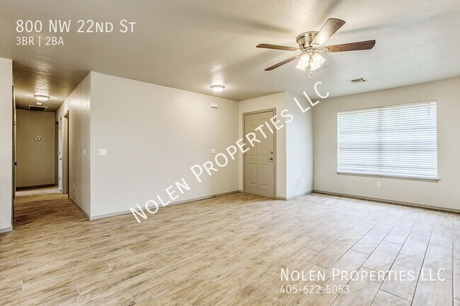 Building Photo - 800 NW 22nd St