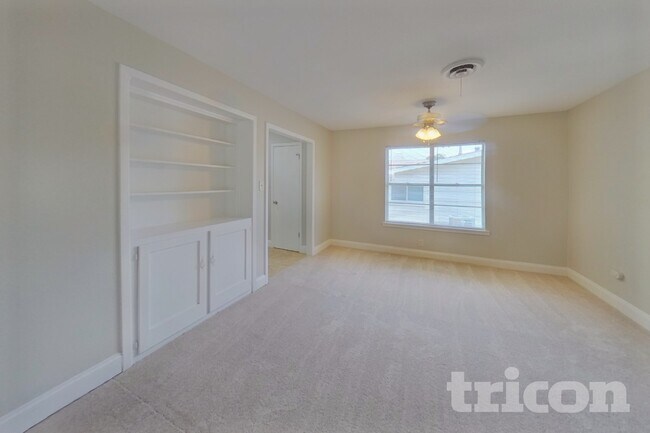Foto del edificio - 5636 Wimbleton Way