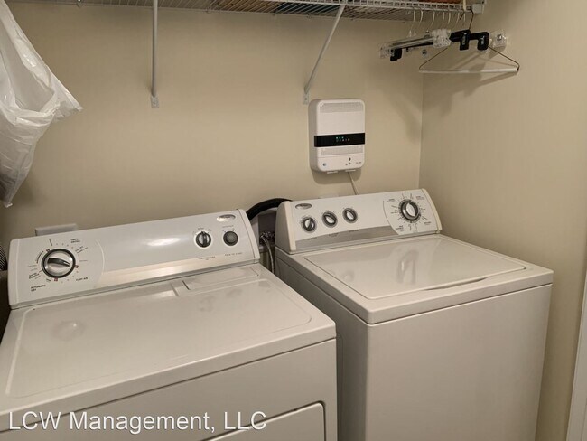 Foto del edificio - 2 br, 2.5 bath House - 5216 Farm House Trail