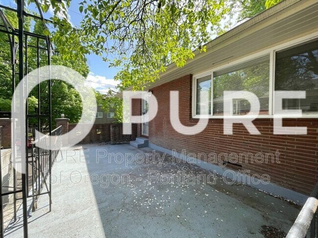 Foto del edificio - 1511 SE Oak St