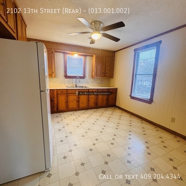 Foto del edificio - 2102 13th St