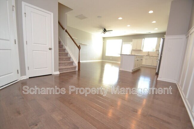 Foto del edificio - 1169 Little Gem Ln