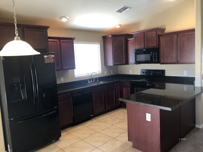 Building Photo - 1294 Kelson Pl
