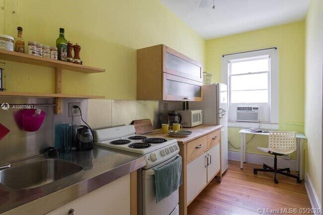 Foto del edificio - 124 Mendoza Ave