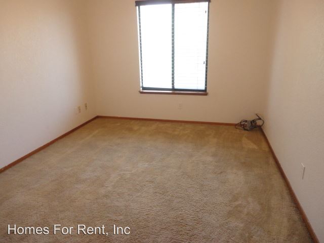Foto del edificio - 4934 W Hemlock Ave
