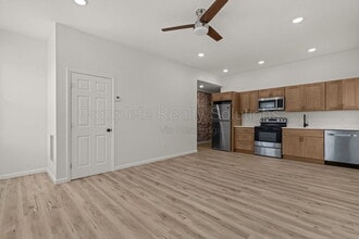 Building Photo - 3255 Nebraska Ave