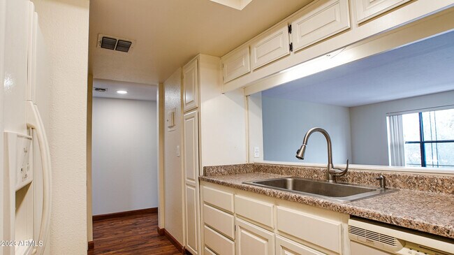 Foto del edificio - 5136 N 31st Pl