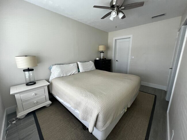 Foto del edificio - 124 NW 9th St