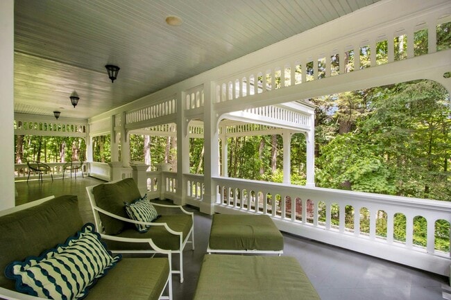 Foto del edificio - 314 Haverstraw Rd