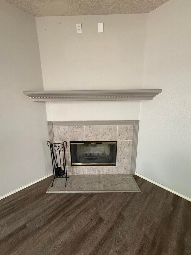 Foto del edificio - 412 Primrose Ave