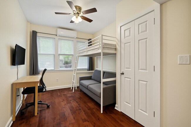 Foto del edificio - 4633 Walnut St
