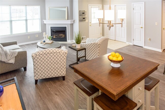 Foto del edificio - 1408 Hill Park Ct