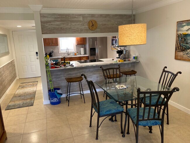 Dining Room - 5568 Matanzas Dr