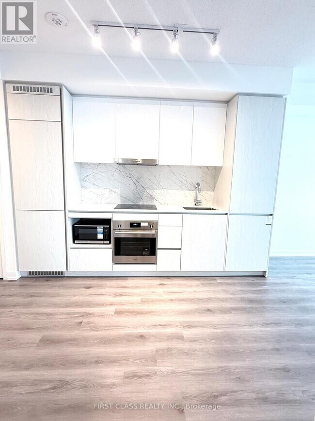 Photo du bâtiment - 28 Interchange Wy