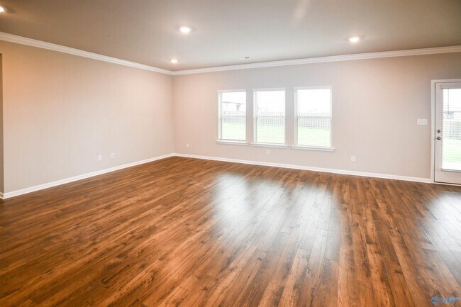 Foto del edificio - 102 Duskwood Dr