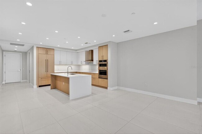 Foto del edificio - 275 1st Ave S