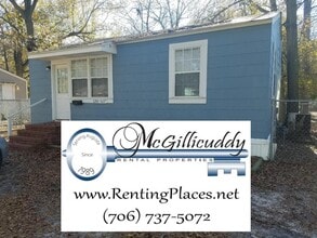 Building Photo - 1203 Holden Dr