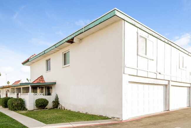 Foto del edificio - 2133 W Turney Ave