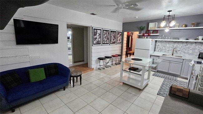 Foto del edificio - 4201 SW 60th Pl