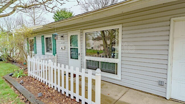 Foto del edificio - 2513 Oswego Ln