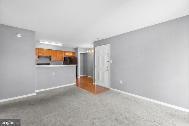 Foto del edificio - 8630 Beekman Pl