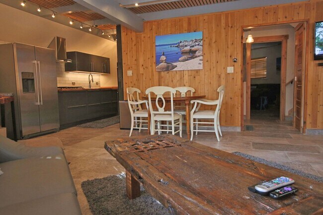 Foto del edificio - Unique A-Frame Home