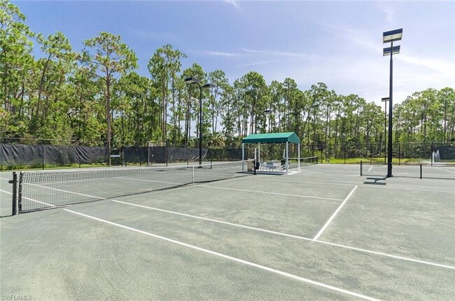 Foto del edificio - 5620 Sherborn Dr