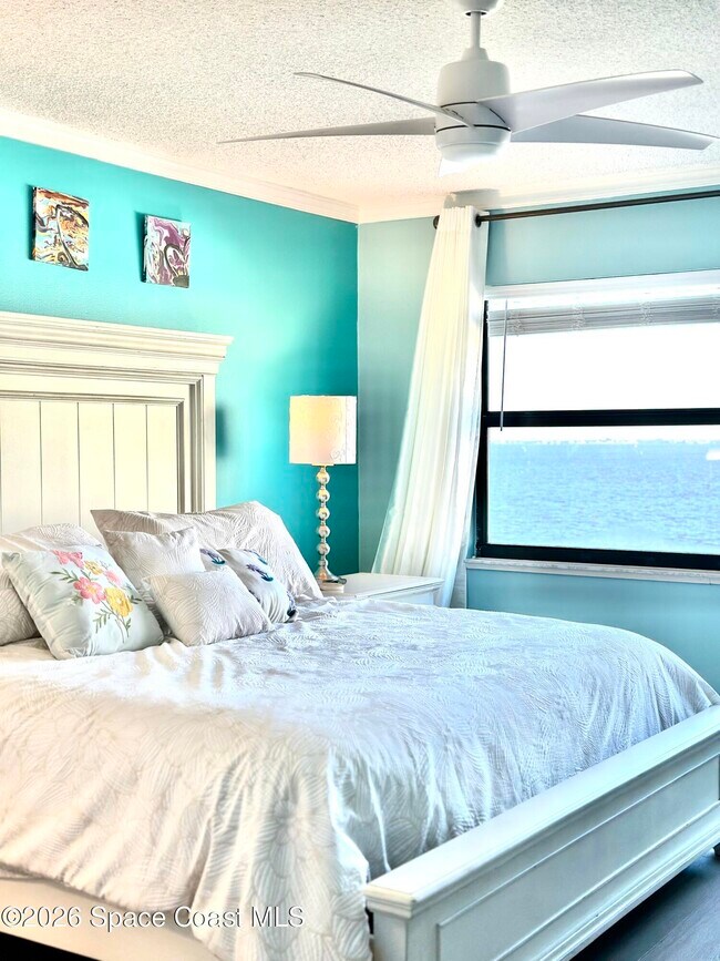 Building Photo - 201 International Dr