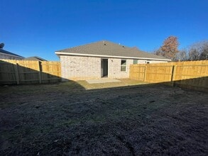 Building Photo - 1900 Cypress St