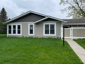 Building Photo - 39613 Village Wood Ln