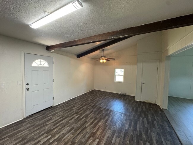Building Photo - For Rent: Updated 3BR/2BA Home with Large ...