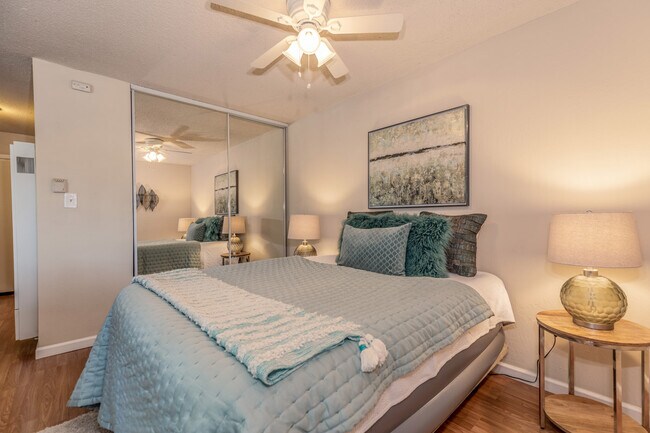 Foto del edificio - 1601 Sunnyvale Ave