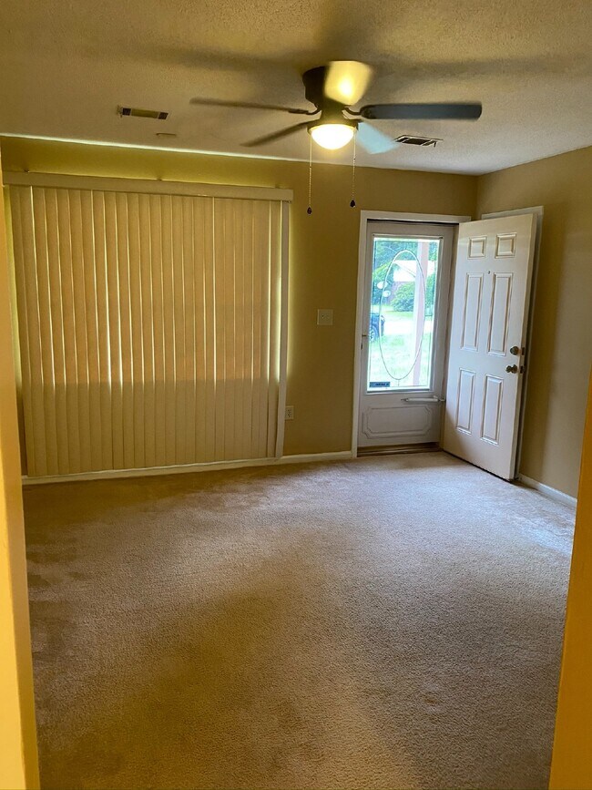 Foto del edificio - Home for Rent