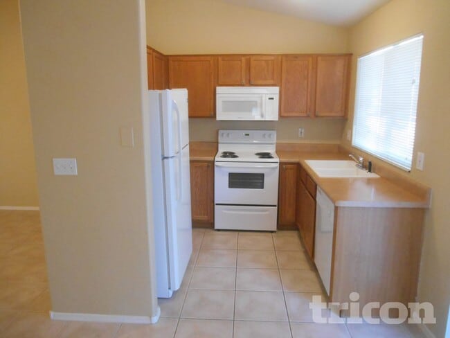 Building Photo - 3628 W Firehawk Dr