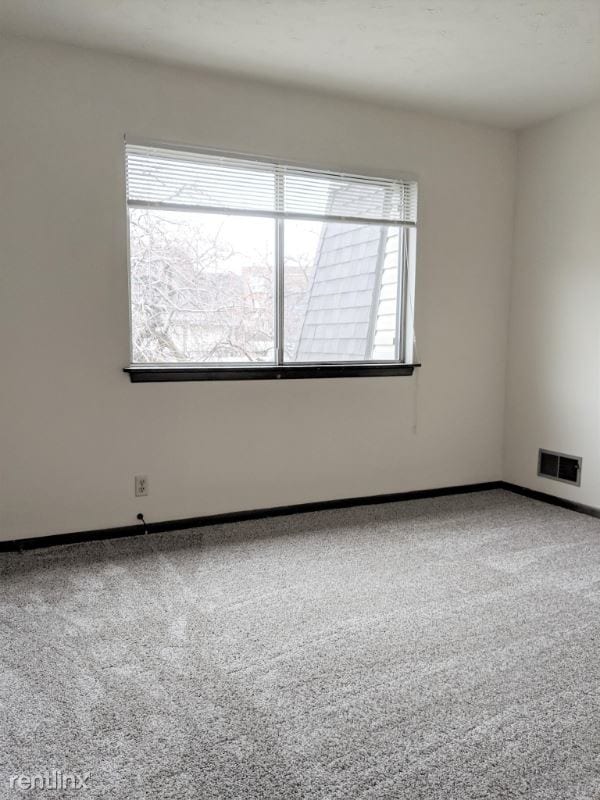 Building Photo - 2 br, 1.5 bath Townhome - 7327 Ames Cir
