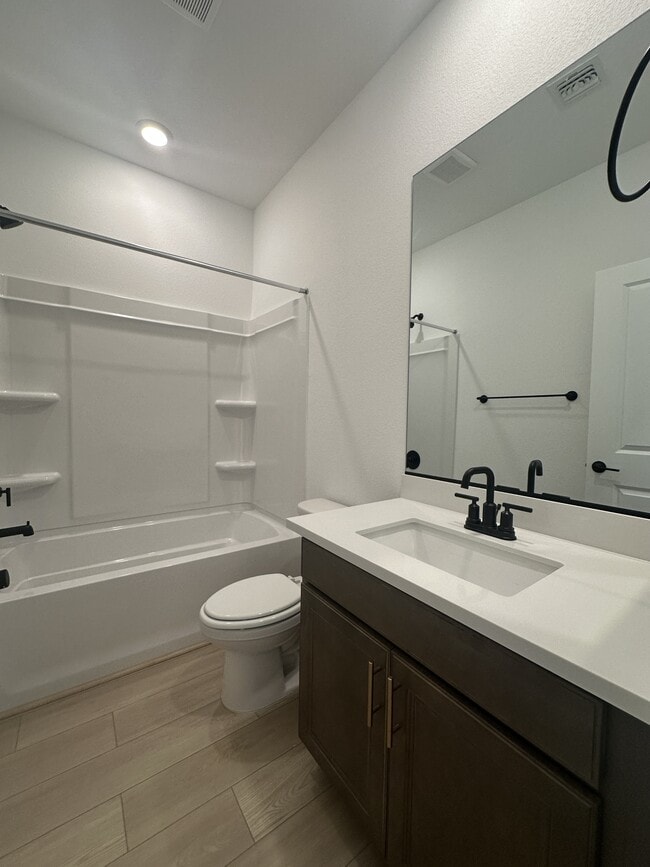 Building Photo - 10273 Digby Fine St